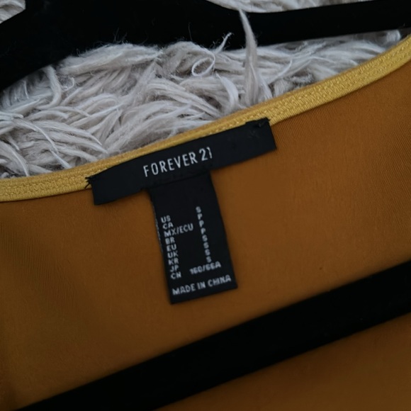 Forever 21 faux suede romper - Picture 3 of 3